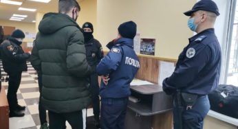 У відвідувача Білоцерківського суду виявили наркотики