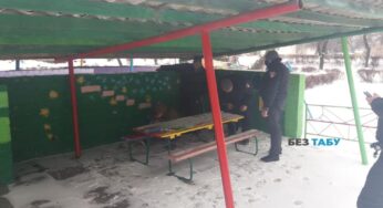 У Білій Церкві на території дитсадка двоє молодиків намагались вжити наркотики (Фото)