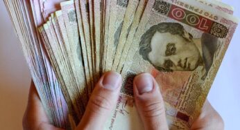 Від тисячі доларів на місяць: названо найбільш високооплачувані спеціальності в Україні
