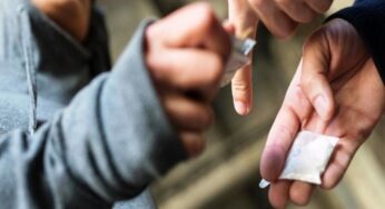 Запрацював чат-бот від патрульної поліції, який викриватиме збут наркотиків по всій країні