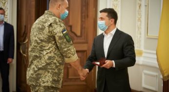 Президент вручив медаль «Захиснику Вітчизни» білоцерківцю Олександру Архипенку