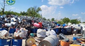 У Білій Церкві та Шкарівці виявлено незаконні сміттєзвалища небезпечних відходів