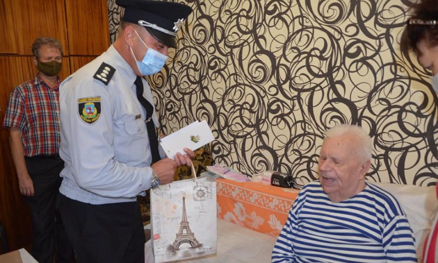 привітали ветерана овс в білій церкві