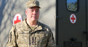 «Допомога Схід»: медики Дніпра отримали гуманітарну допомогу