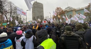 Підприємці вийшли на протест: влада вбиває наш бізнес