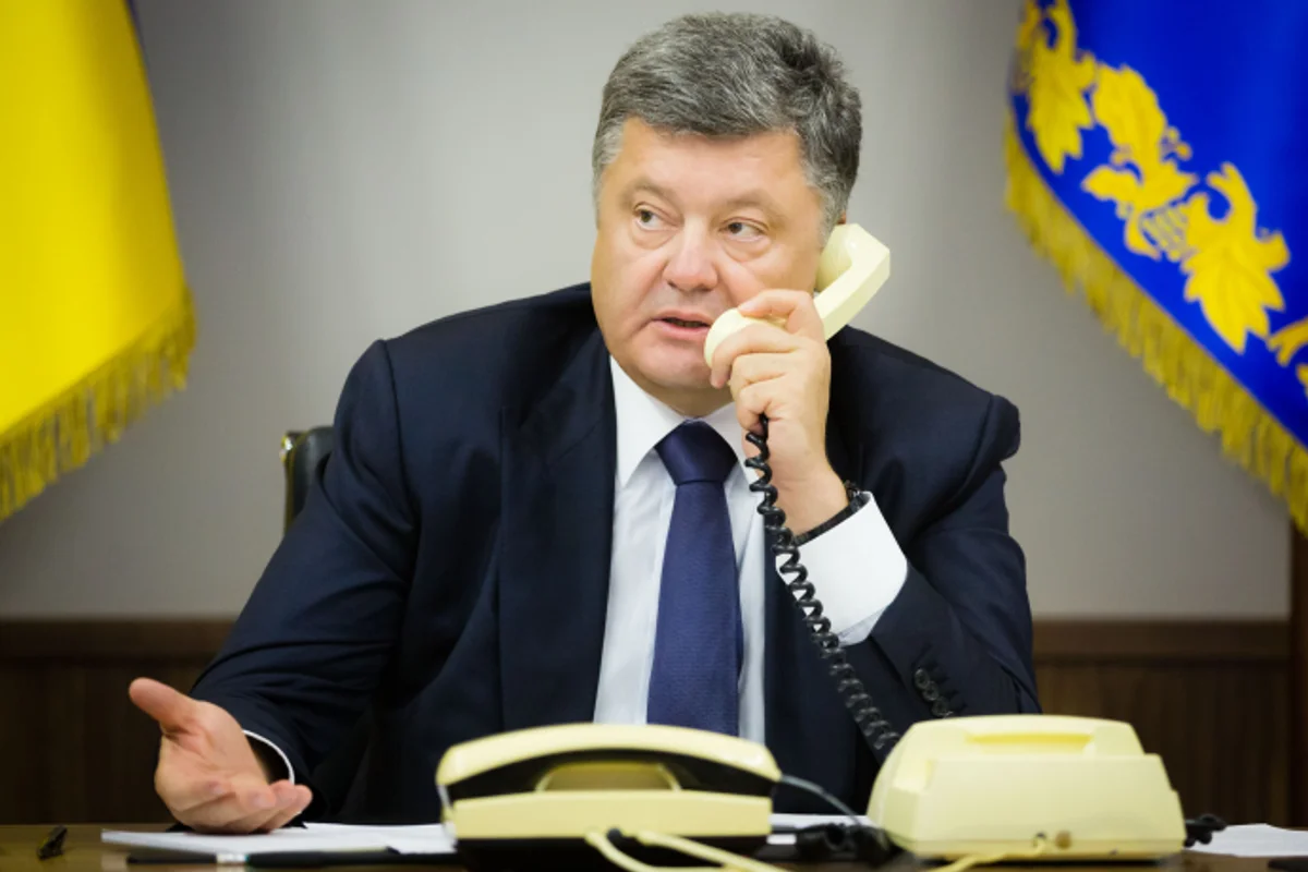 “Доброго дня. Це Петро Порошенко” — білоцерківчани отримують дзвінки від президента