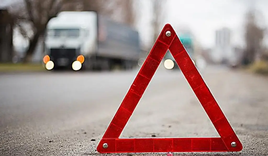 ДТП у Білій Церкві: мотоцикл не розминувся з вантажівкою