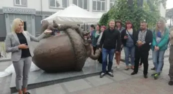 У Білій Церкві відкрили скульптуру білок з Льодовикового періоду