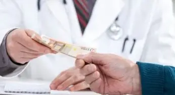 Лікаря у Білій Церкві оштрафували за хабар від призовника