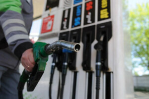 паливо україна, регулювання цін на пальне, ціна на бензин, зросла вартість пального